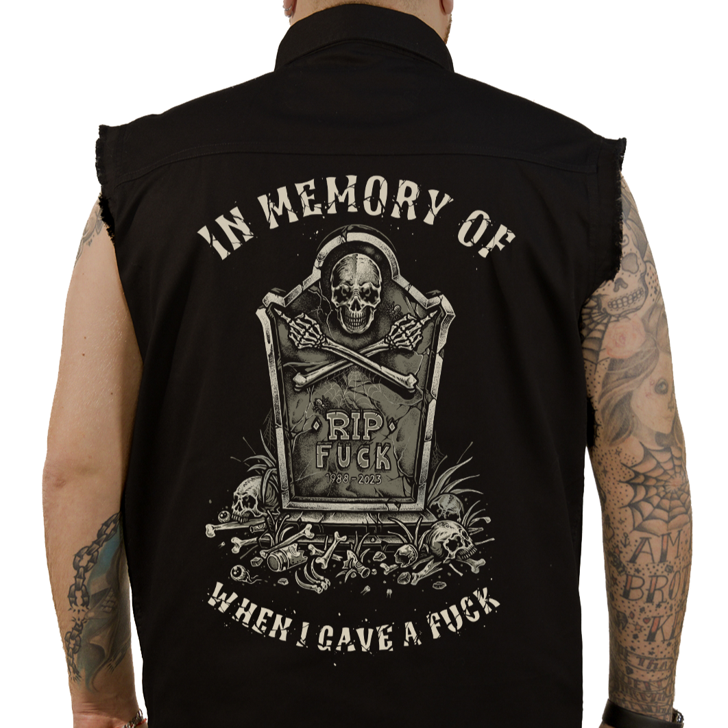 In Memory Printed Sleeveless Button Down