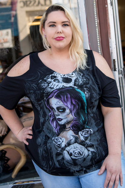 Queen of Hearts Shoulder Peak Shirt